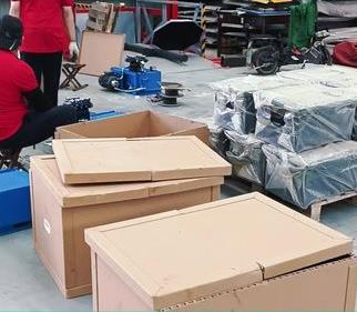 國立液壓壓，小型液壓站紙箱包裝發(fā)貨。各地都能發(fā)貨