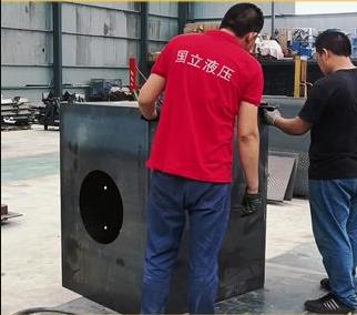 大型液壓站 國(guó)立液壓，為機(jī)械企業(yè)提供動(dòng)力