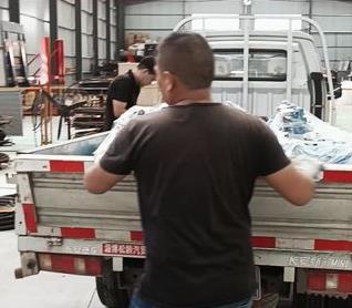 實力生產(chǎn)廠家，自有貨源，來圖定制各種型號液壓站